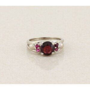 14k White Gold Natural Garnet And Lab Created Ruby Ring Size 6 1/4